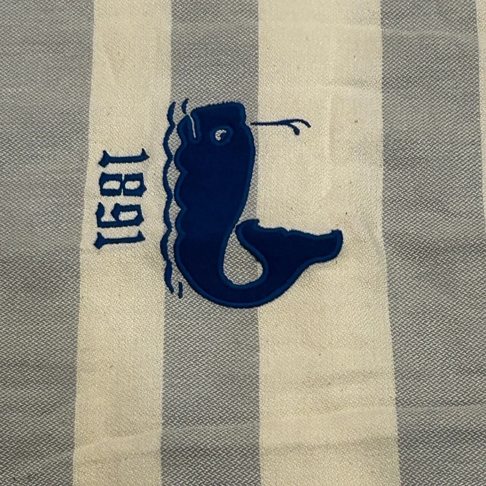 Home & Loft 100%Turkish Cotton Towels Shawls Nautical Coastal Preppy Beach Whale